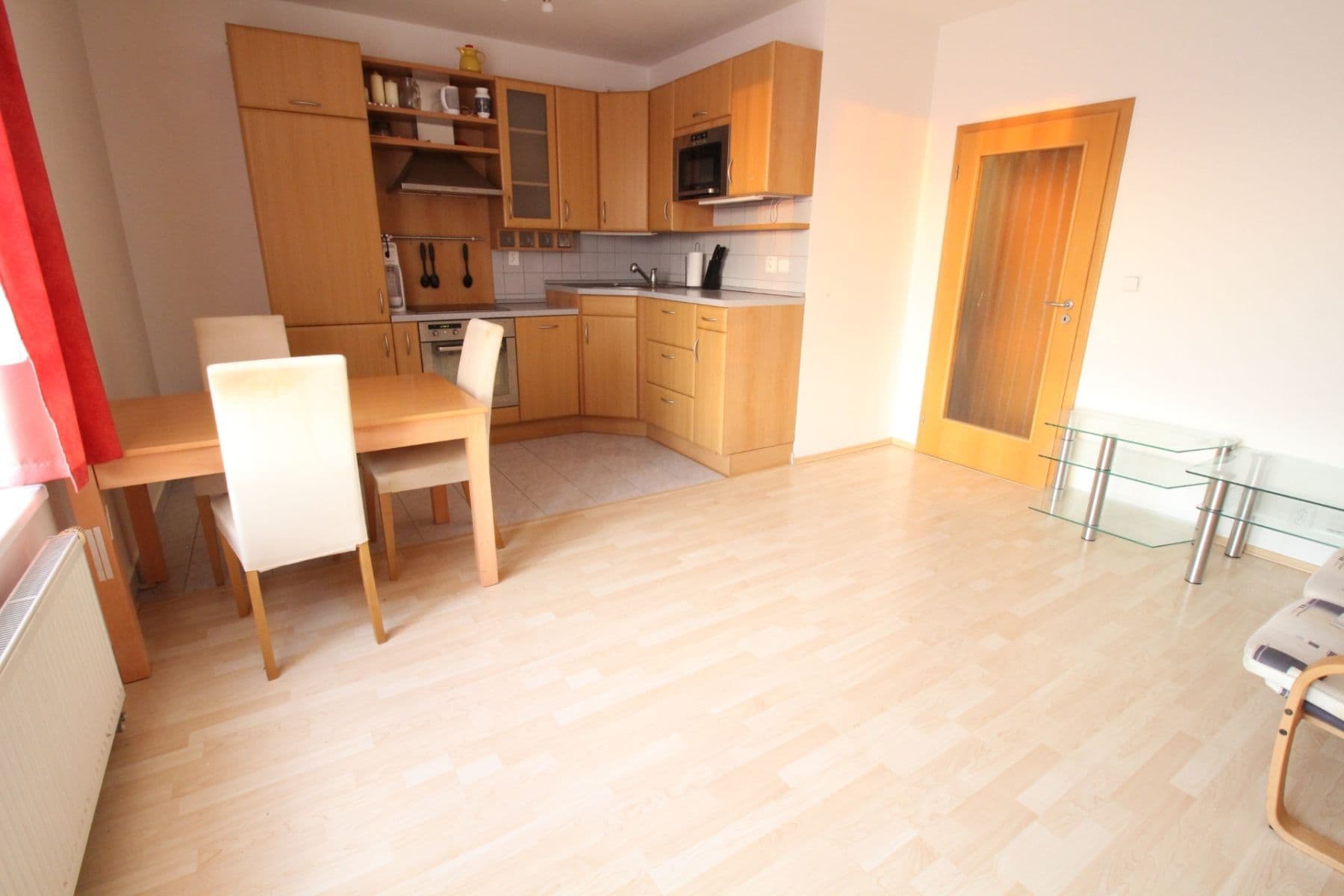 Prenájom bytu 1-izbový 34 m², Mattioliho, Praha, Praha Prenájom bytu 1-izbový 34 m², Mattioliho, Praha, Praha