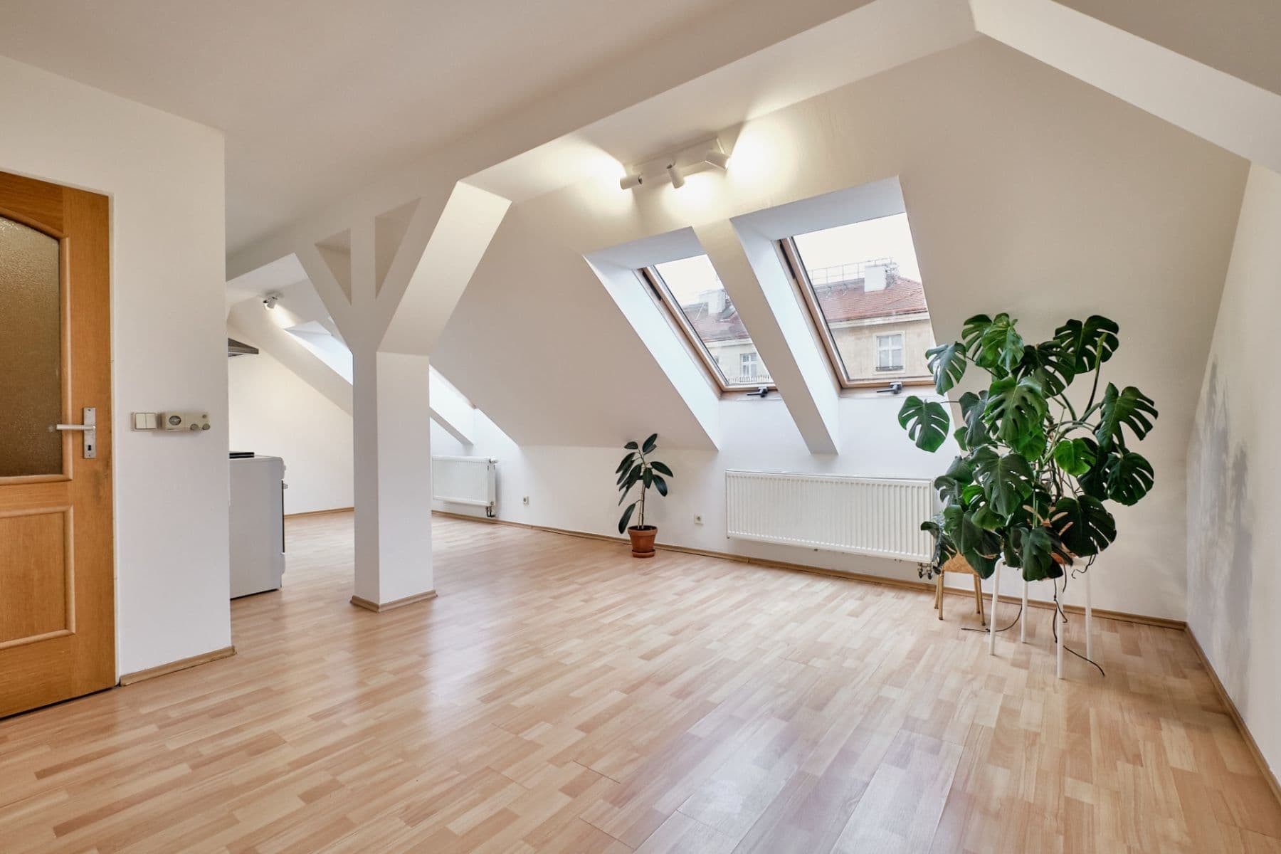 Prenájom bytu 1-izbový 35 m², Vítkova, Praha, Praha Prenájom bytu 1-izbový 35 m², Vítkova, Praha, Praha