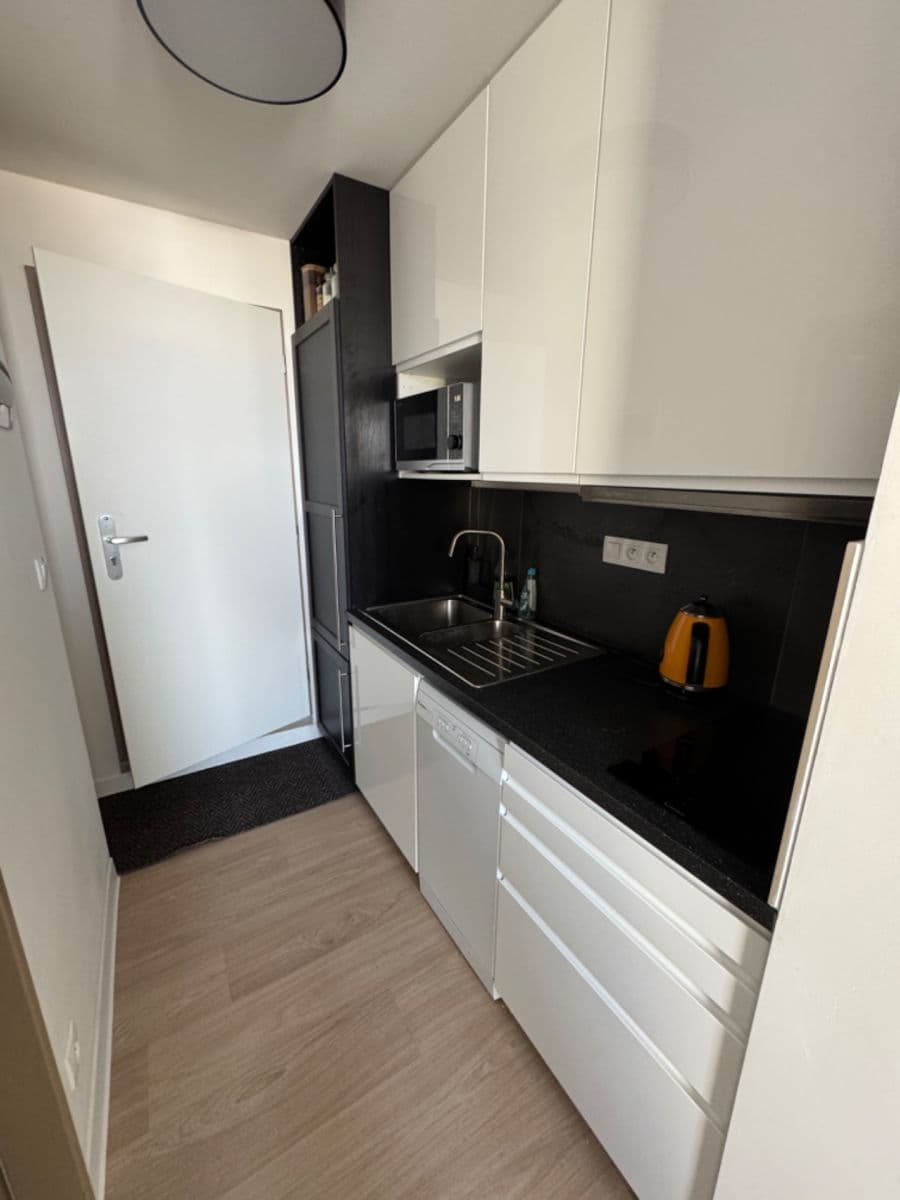 Prenájom bytu 1-izbový 19 m², Oblá, Brno, Jihomoravský kraj Prenájom bytu 1-izbový 19 m², Oblá, Brno, Jihomoravský kraj