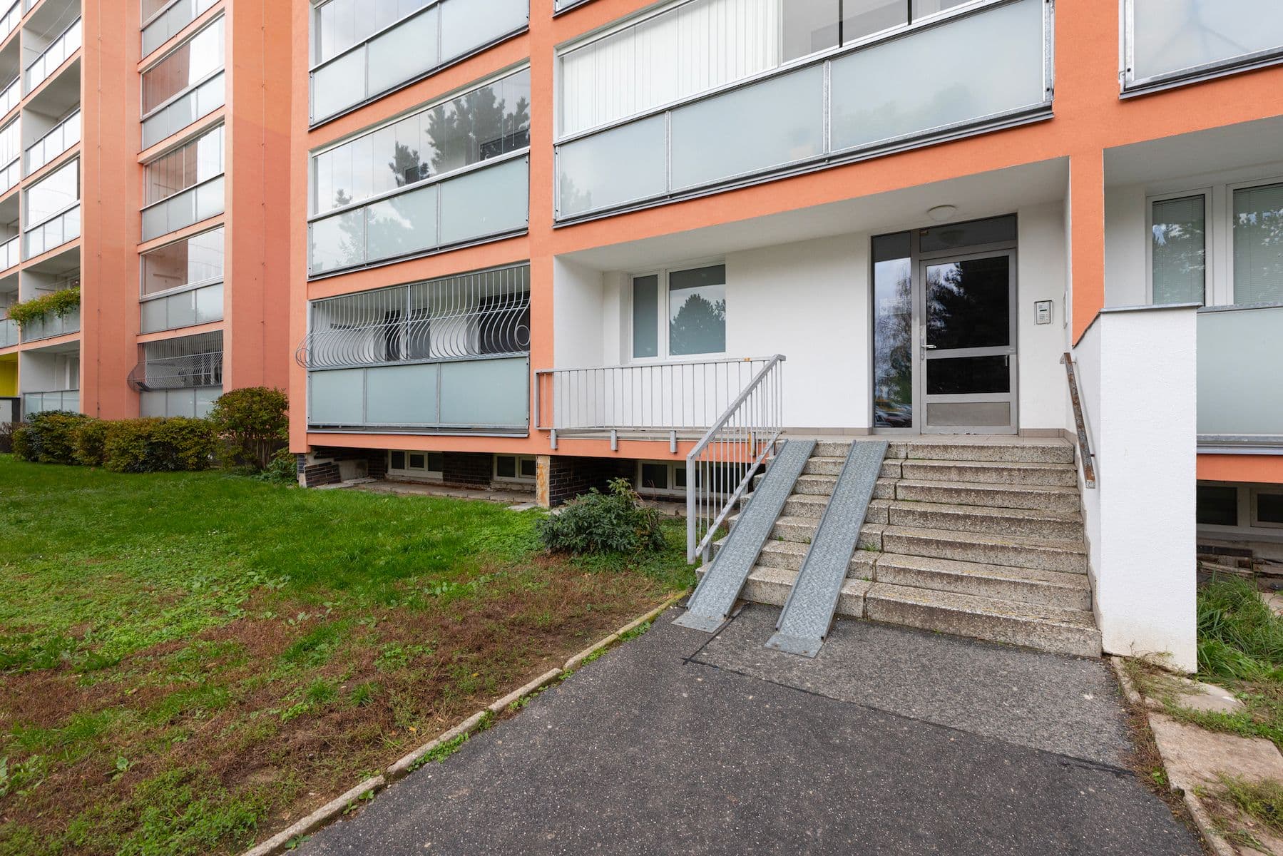 Predaj bytu 2-izbový 43 m², Kurčatovova, Praha, Praha Predaj bytu 2-izbový 43 m², Kurčatovova, Praha, Praha