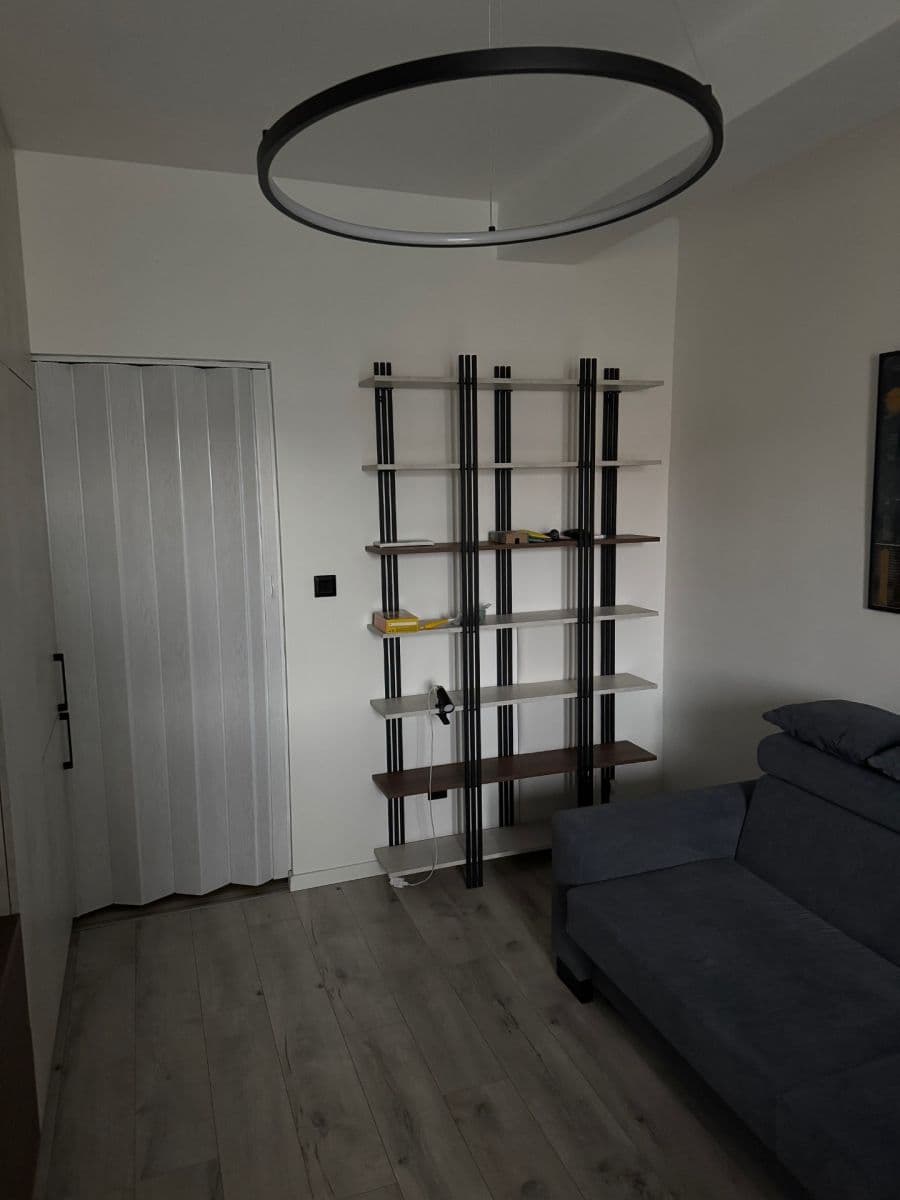 Prenájom bytu Garsoniéra 23 m², Nobelova, Nové Mesto, Bratislavský kraj Prenájom bytu Garsoniéra 23 m², Nobelova, Nové Mesto, Bratislavský kraj