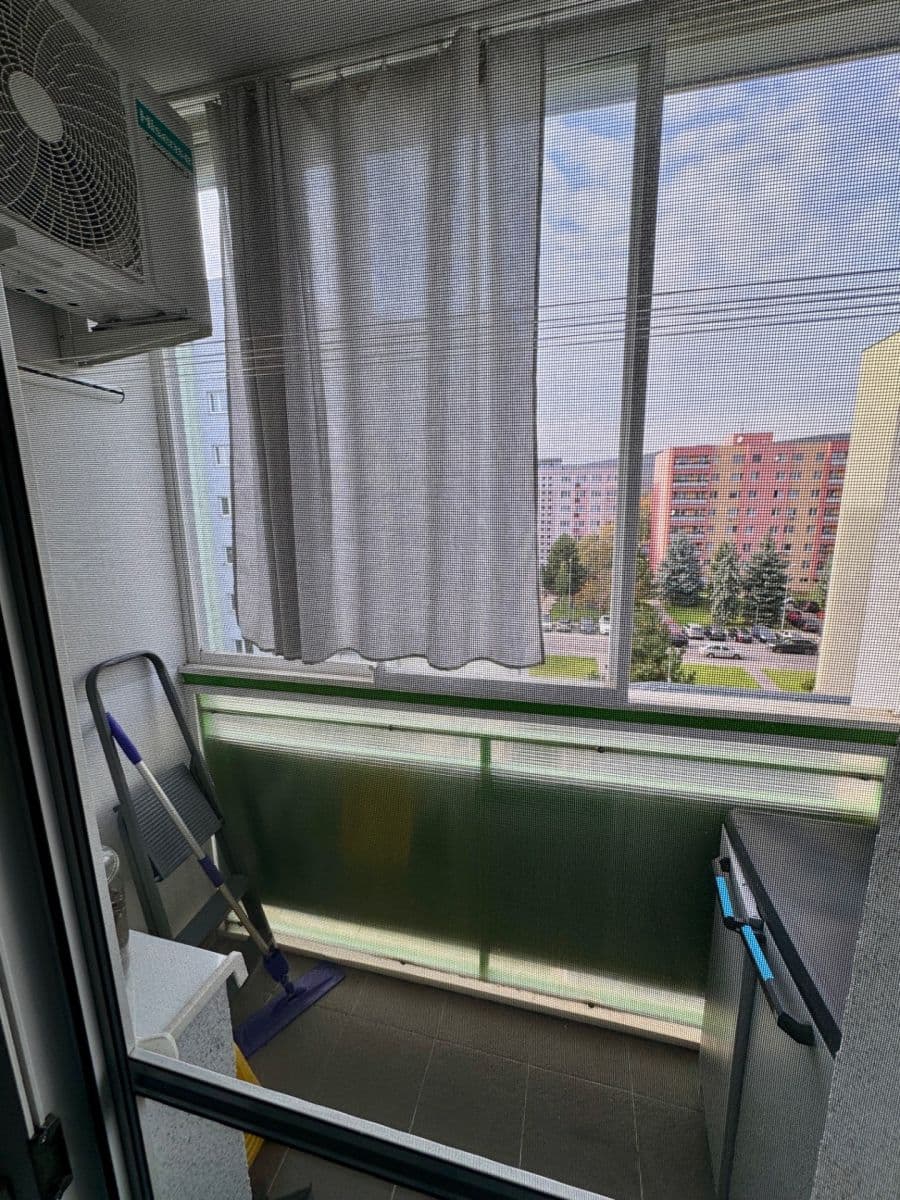 Prenájom bytu Garsoniéra 23 m², Nobelova, Nové Mesto, Bratislavský kraj Prenájom bytu Garsoniéra 23 m², Nobelova, Nové Mesto, Bratislavský kraj