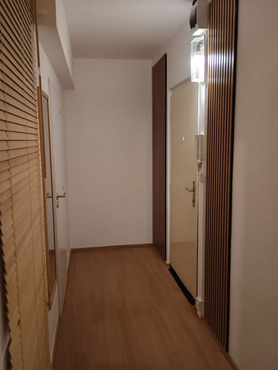 Prenájom bytu 1-izbový 40 m², Weberova, Praha, Praha Prenájom bytu 1-izbový 40 m², Weberova, Praha, Praha