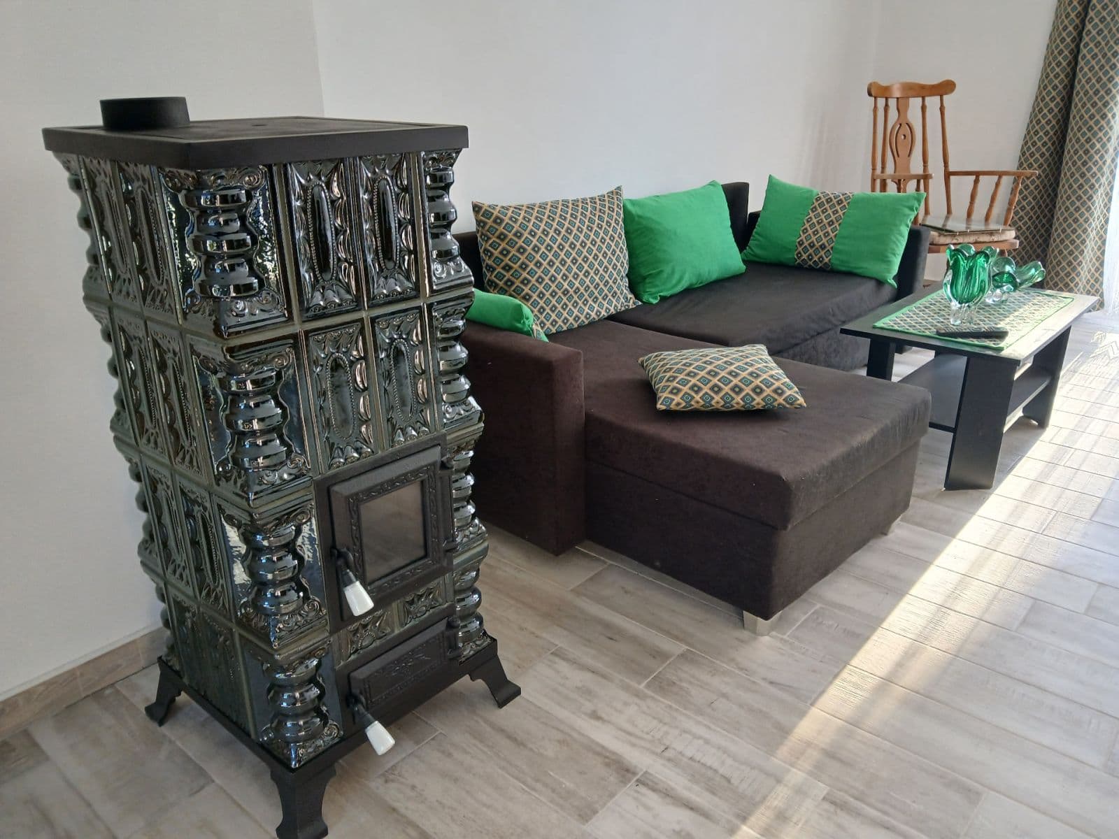 Prenájom bytu 1-izbový 60 m², Merboltice, Ústecký kraj Prenájom bytu 1-izbový 60 m², Merboltice, Ústecký kraj