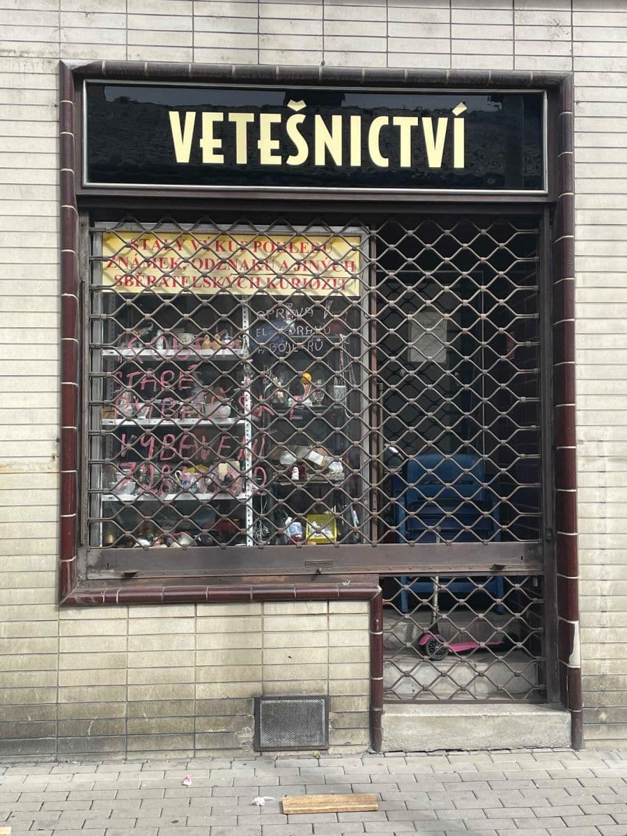 Prenájom nebytového priestoru 18 m², Přístavní, Praha, Praha Prenájom nebytového priestoru 18 m², Přístavní, Praha, Praha