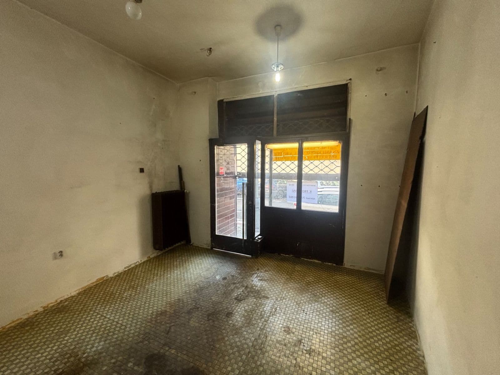 Prenájom nebytového priestoru 18 m², Přístavní, Praha, Praha Prenájom nebytového priestoru 18 m², Přístavní, Praha, Praha