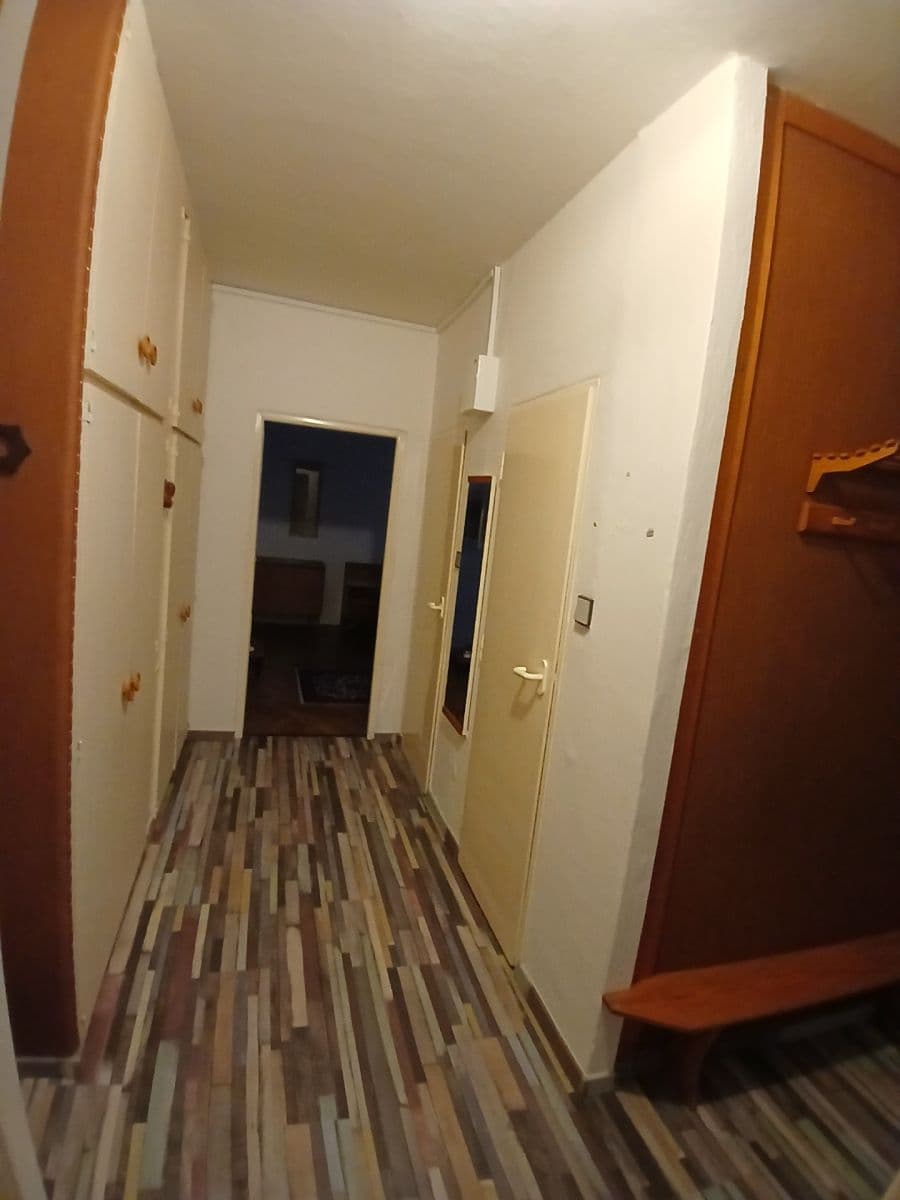 Prenájom bytu 2-izbový 56 m², Tyršova, Zlín, Zlínský kraj Prenájom bytu 2-izbový 56 m², Tyršova, Zlín, Zlínský kraj