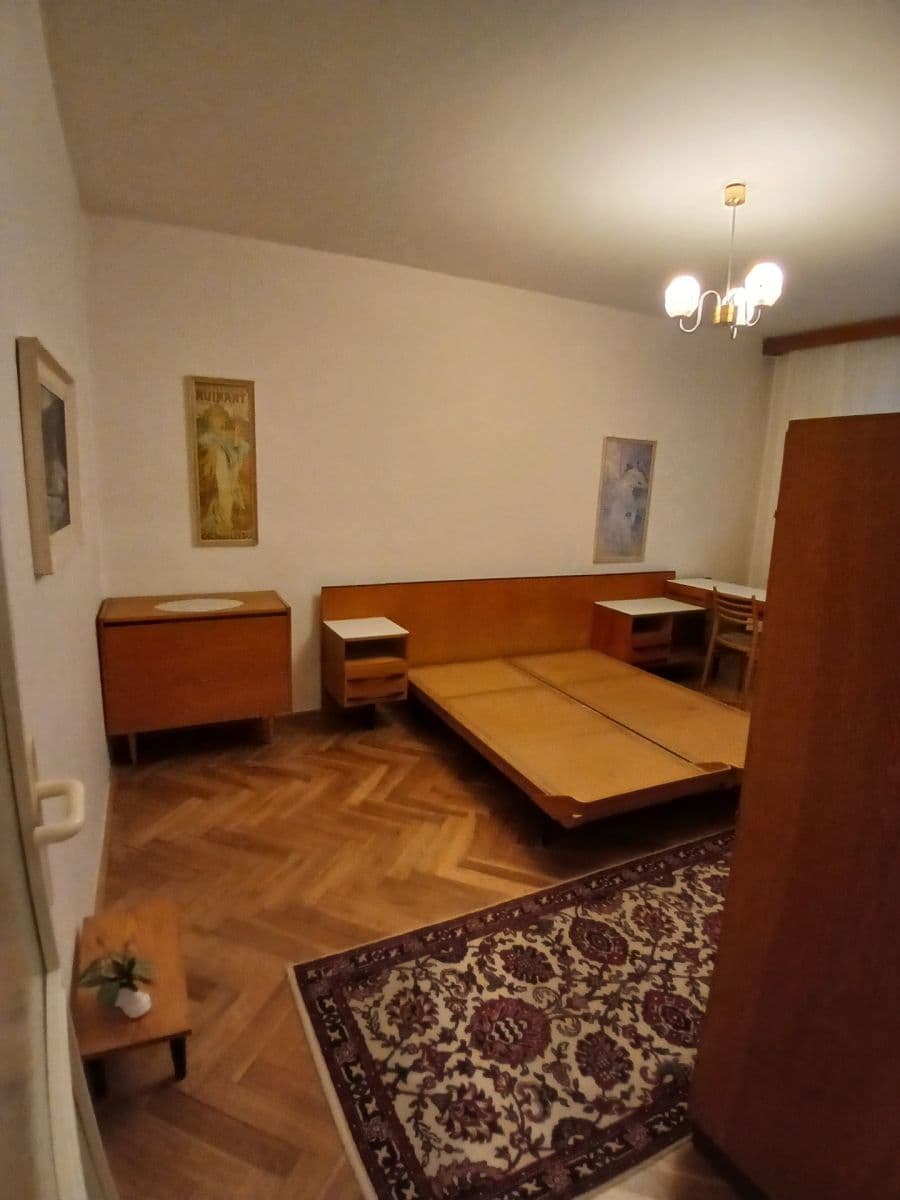 Prenájom bytu 2-izbový 56 m², Tyršova, Zlín, Zlínský kraj Prenájom bytu 2-izbový 56 m², Tyršova, Zlín, Zlínský kraj