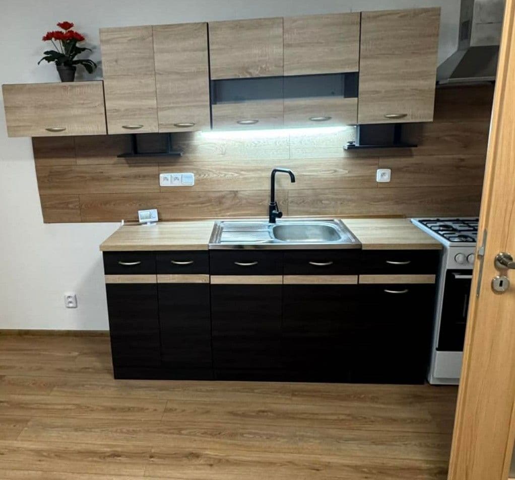 Prenájom bytu 2-izbový 45 m², Kožušany-Tážaly, Olomoucký kraj Prenájom bytu 2-izbový 45 m², Kožušany-Tážaly, Olomoucký kraj