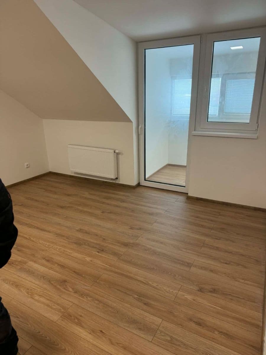 Prenájom bytu 2-izbový 45 m², Kožušany-Tážaly, Olomoucký kraj Prenájom bytu 2-izbový 45 m², Kožušany-Tážaly, Olomoucký kraj