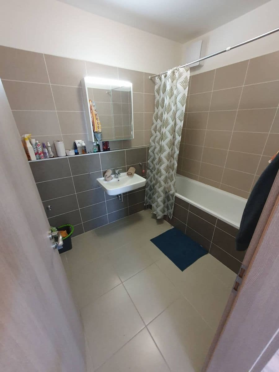 Prenájom bytu 2-izbový 61 m², Edvarda Beneše, Olomouc, Olomoucký kraj Prenájom bytu 2-izbový 61 m², Edvarda Beneše, Olomouc, Olomoucký kraj