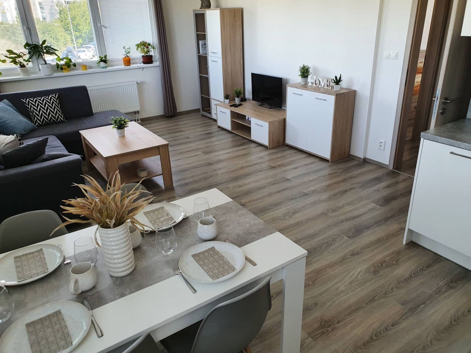 Prenájom bytu 2-izbový 61 m², Edvarda Beneše, Olomouc, Olomoucký kraj Prenájom bytu 2-izbový 61 m², Edvarda Beneše, Olomouc, Olomoucký kraj