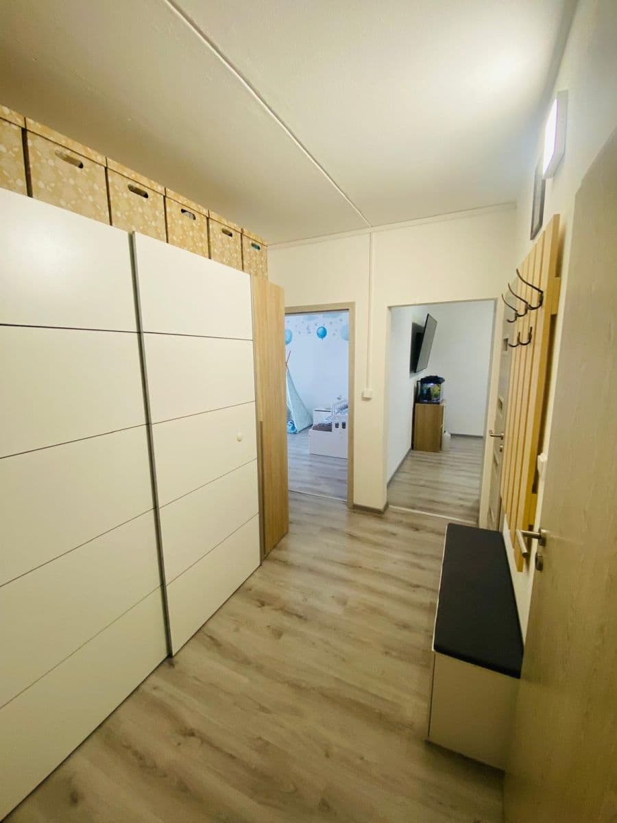Predaj bytu 3-izbový 60 m², Průběžná, Milovice, Středočeský kraj Predaj bytu 3-izbový 60 m², Průběžná, Milovice, Středočeský kraj