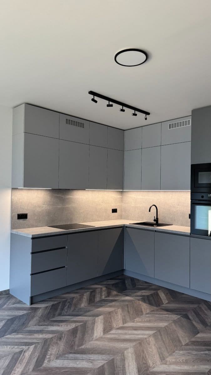 Prenájom bytu 1-izbový 36 m², Stejnosměrná, Praha, Praha Prenájom bytu 1-izbový 36 m², Stejnosměrná, Praha, Praha