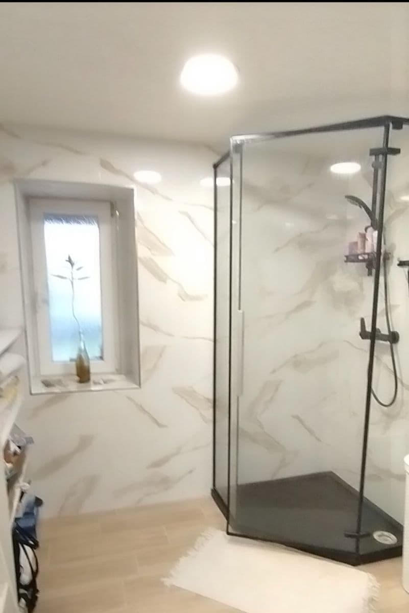 Prenájom bytu 5-izbový 97 m², Na Bečvě, Lipník nad Bečvou, Olomoucký kraj Prenájom bytu 5-izbový 97 m², Na Bečvě, Lipník nad Bečvou, Olomoucký kraj