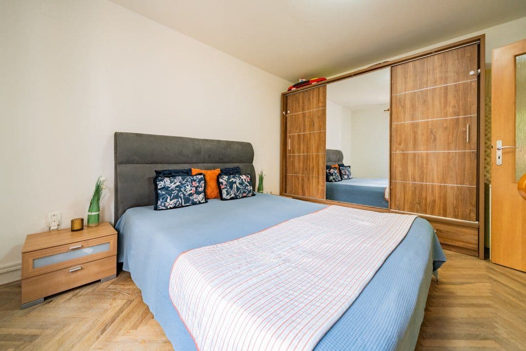 Predaj bytu 3-izbový 56 m², Za Obchody, Neratovice, Středočeský kraj Predaj bytu 3-izbový 56 m², Za Obchody, Neratovice, Středočeský kraj