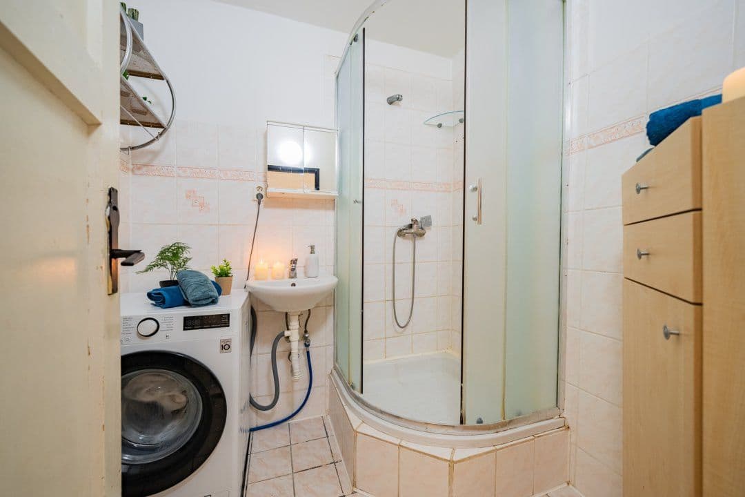 Predaj bytu 3-izbový 56 m², Za Obchody, Neratovice, Středočeský kraj Predaj bytu 3-izbový 56 m², Za Obchody, Neratovice, Středočeský kraj