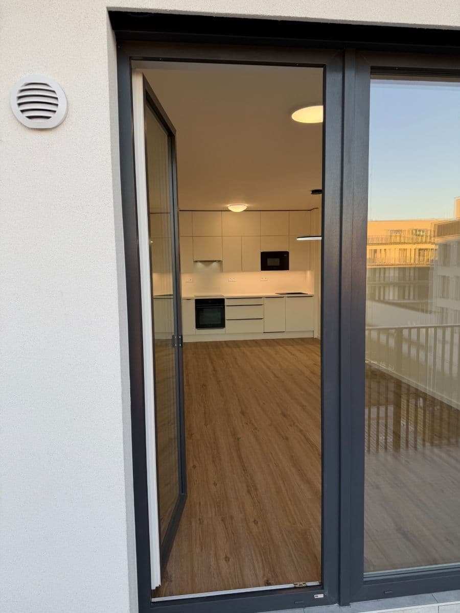 Prenájom bytu 2-izbový 50 m², Ke křížku, Kladno, Středočeský kraj Prenájom bytu 2-izbový 50 m², Ke křížku, Kladno, Středočeský kraj