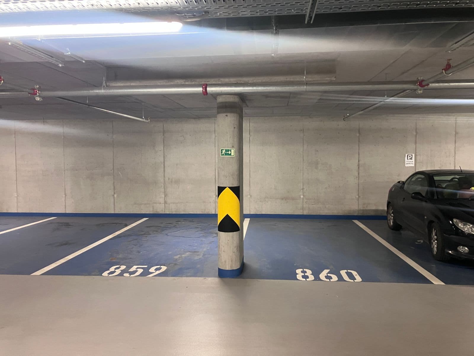 Prenájom garáže 13 m², Mezi Vodami, Praha, Praha Prenájom garáže 13 m², Mezi Vodami, Praha, Praha