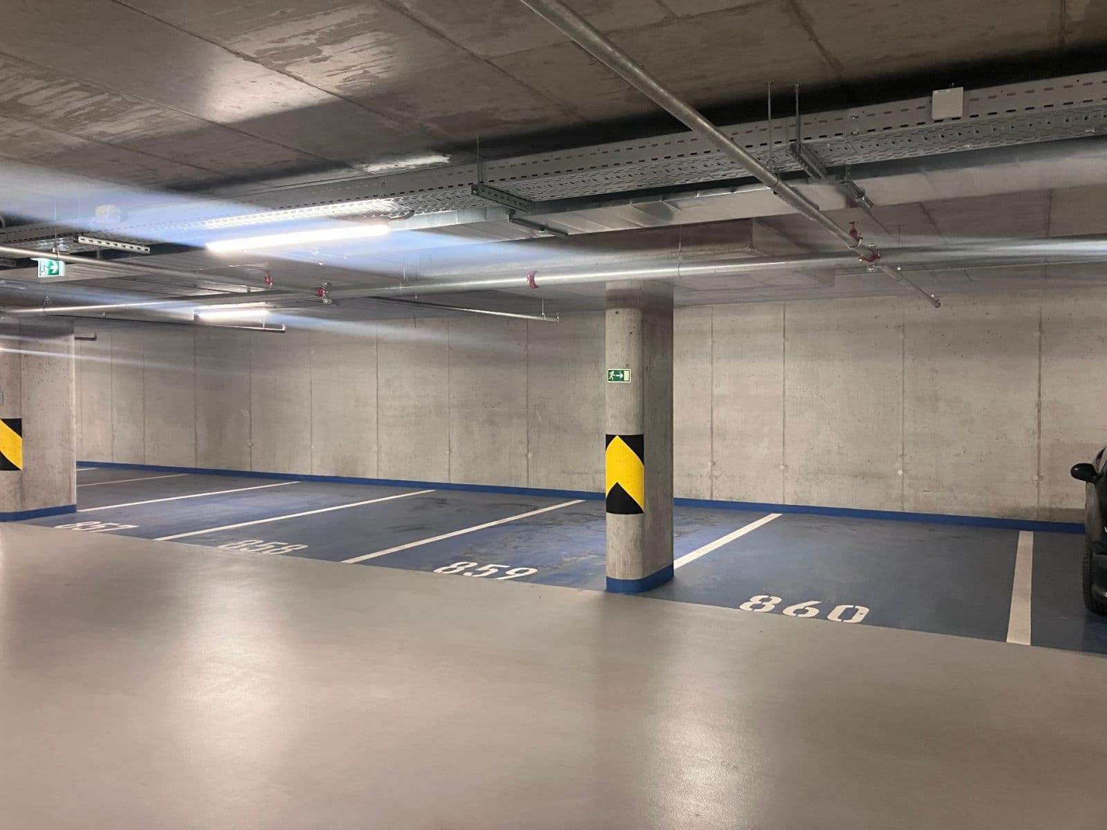 Prenájom garáže 13 m², Mezi Vodami, Praha, Praha Prenájom garáže 13 m², Mezi Vodami, Praha, Praha