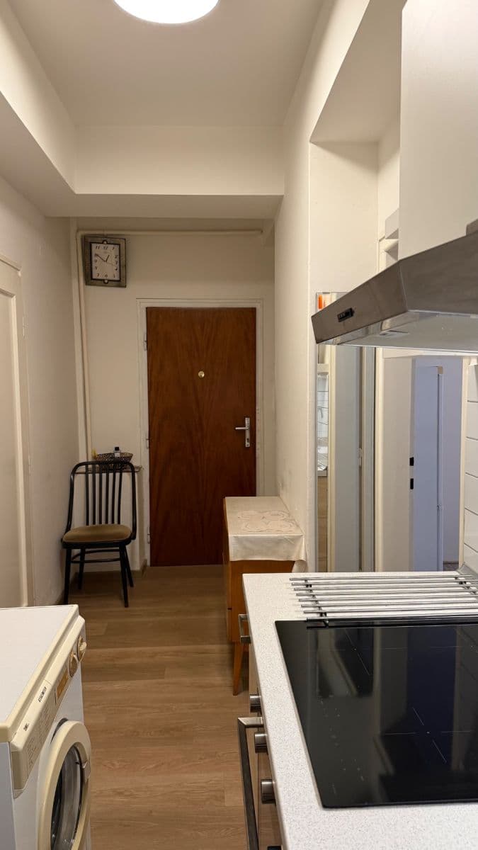 Prenájom bytu 2-izbový 42 m², Tišnovská, Brno, Jihomoravský kraj Prenájom bytu 2-izbový 42 m², Tišnovská, Brno, Jihomoravský kraj