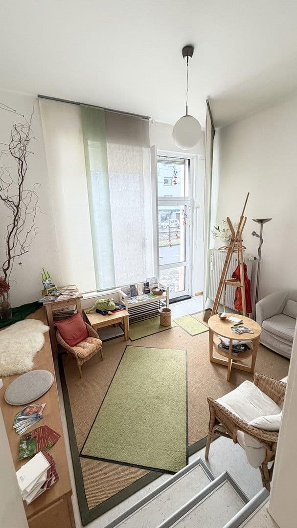 Prenájom kancelárie 70 m², Eschersheimer Landstraße 502, Frankfurt am Main, Hesensko Prenájom kancelárie 70 m², Eschersheimer Landstraße 502, Frankfurt am Main, Hesensko