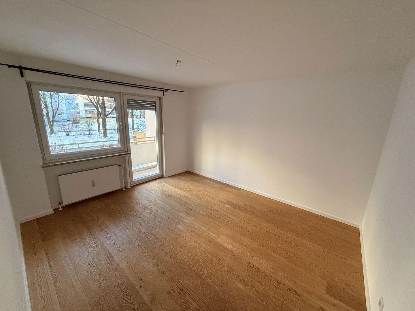 Prenájom bytu 3-izbový 86 m², Plievierpark 12, München, Bavorsko Prenájom bytu 3-izbový 86 m², Plievierpark 12, München, Bavorsko