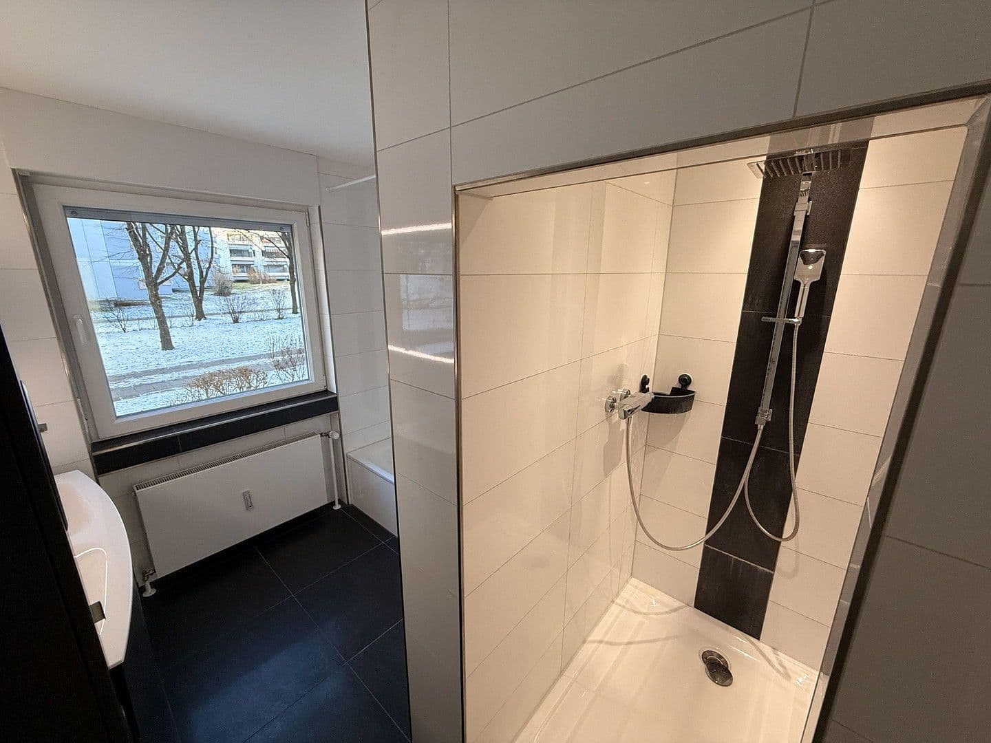 Prenájom bytu 3-izbový 86 m², Plievierpark 12, München, Bavorsko Prenájom bytu 3-izbový 86 m², Plievierpark 12, München, Bavorsko