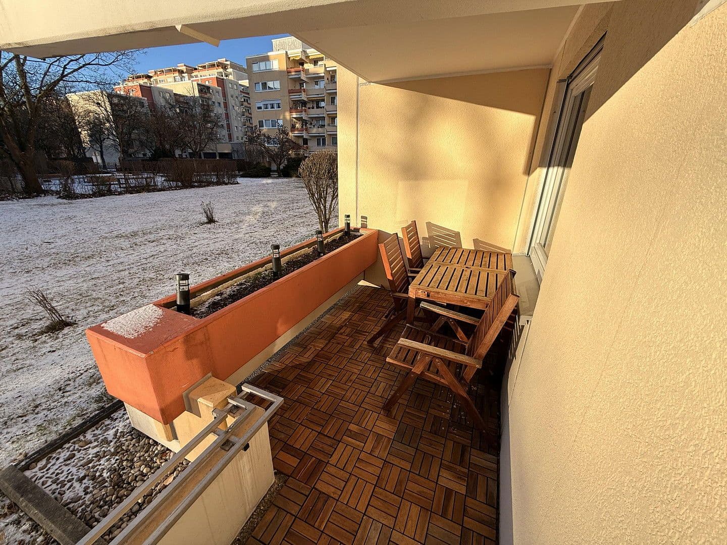 Prenájom bytu 3-izbový 86 m², Plievierpark 12, München, Bavorsko Prenájom bytu 3-izbový 86 m², Plievierpark 12, München, Bavorsko