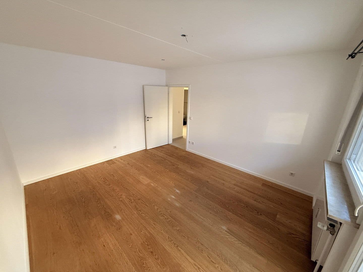 Prenájom bytu 3-izbový 86 m², Plievierpark 12, München, Bavorsko Prenájom bytu 3-izbový 86 m², Plievierpark 12, München, Bavorsko