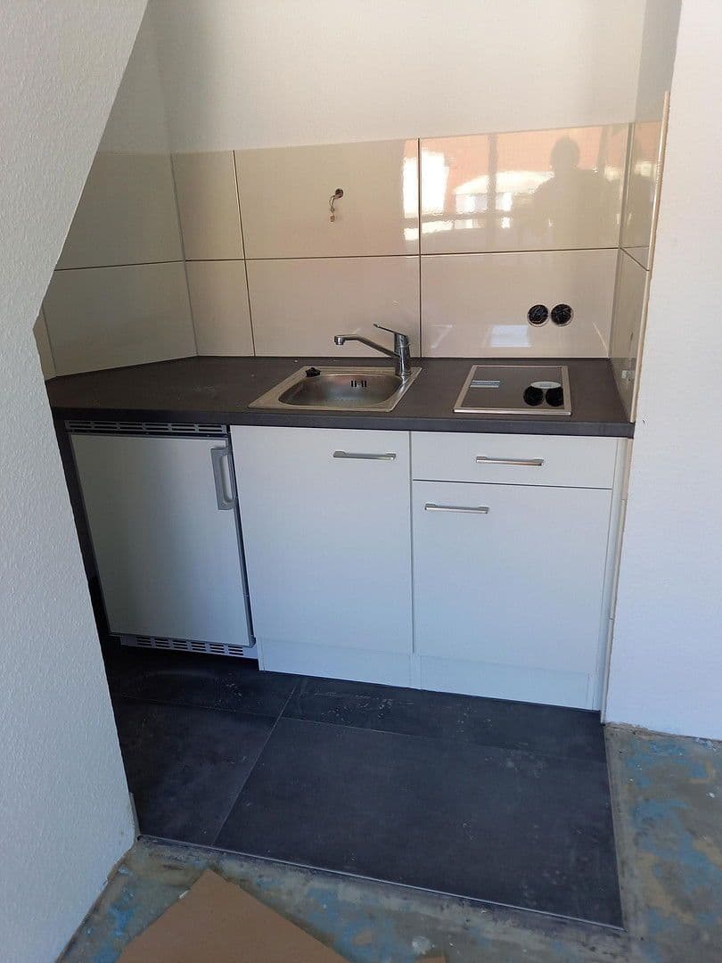 Prenájom bytu 1-izbový 30 m², Leonberg, Bádensko-Wurttembersko Prenájom bytu 1-izbový 30 m², Leonberg, Bádensko-Wurttembersko