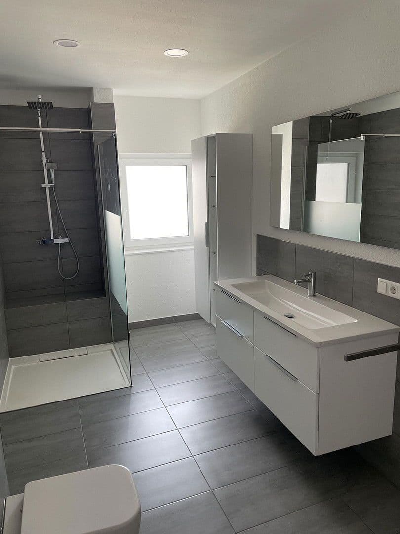 Prenájom bytu 4-izbový 103 m², Friedrich-Hecker Str 23, Buchen (Odenwald), Bádensko-Wurttembersko Prenájom bytu 4-izbový 103 m², Friedrich-Hecker Str 23, Buchen (Odenwald), Bádensko-Wurttembersko