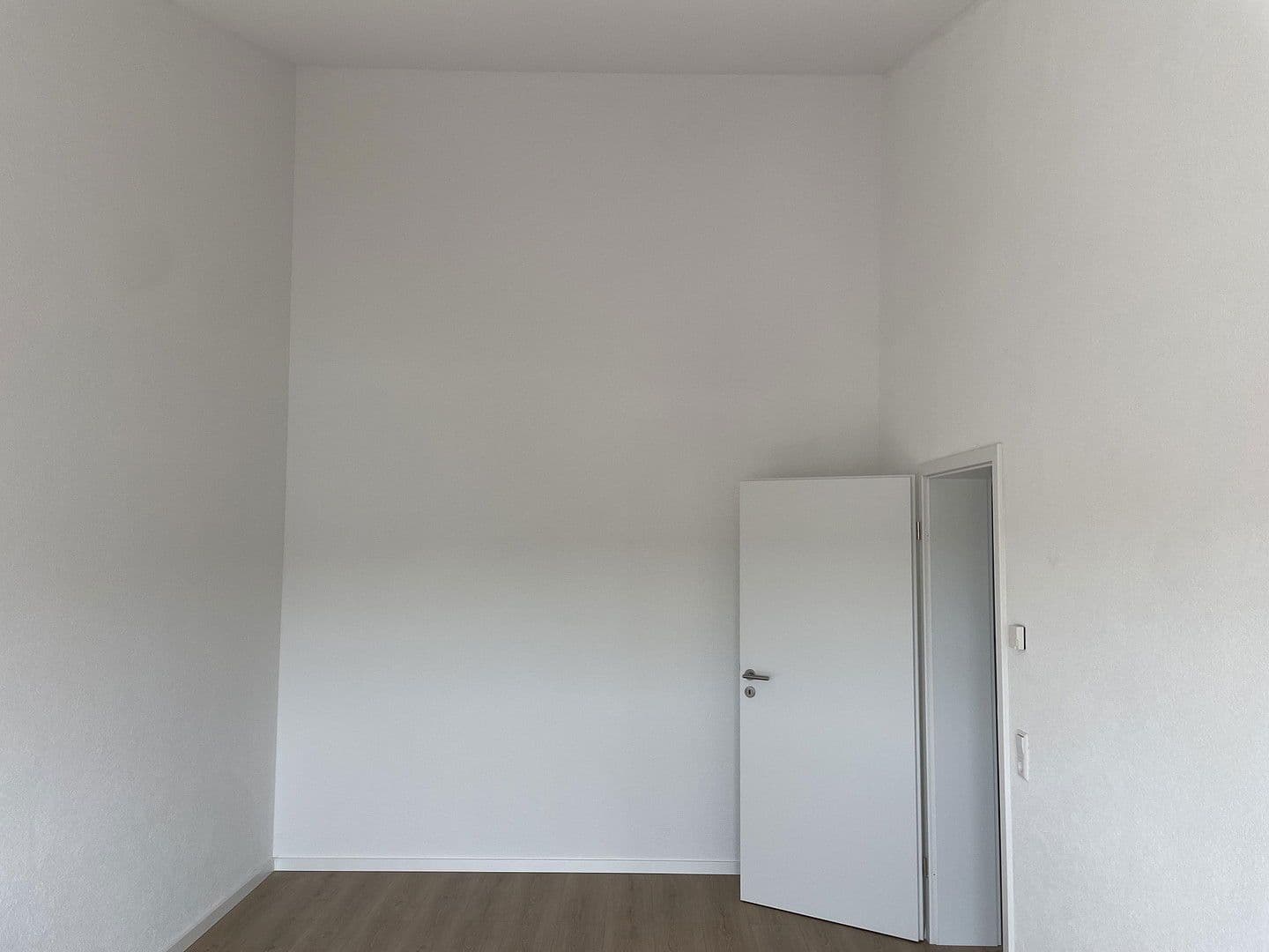 Prenájom bytu 4-izbový 103 m², Friedrich-Hecker Str 23, Buchen (Odenwald), Bádensko-Wurttembersko Prenájom bytu 4-izbový 103 m², Friedrich-Hecker Str 23, Buchen (Odenwald), Bádensko-Wurttembersko