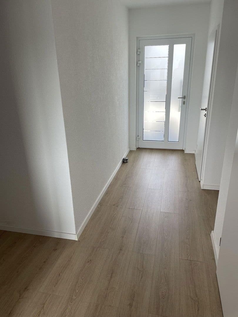 Prenájom bytu 4-izbový 103 m², Friedrich-Hecker Str 23, Buchen (Odenwald), Bádensko-Wurttembersko Prenájom bytu 4-izbový 103 m², Friedrich-Hecker Str 23, Buchen (Odenwald), Bádensko-Wurttembersko