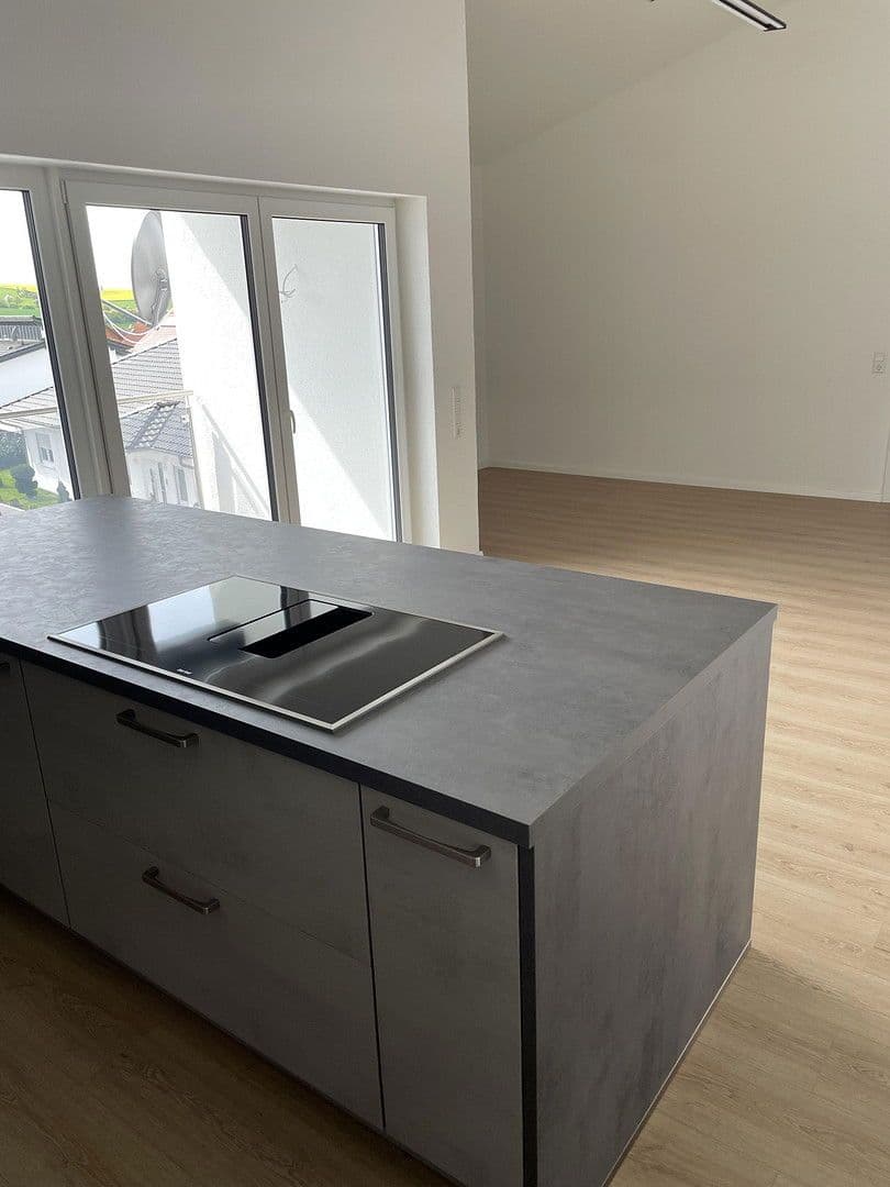 Prenájom bytu 4-izbový 103 m², Friedrich-Hecker Str 23, Buchen (Odenwald), Bádensko-Wurttembersko Prenájom bytu 4-izbový 103 m², Friedrich-Hecker Str 23, Buchen (Odenwald), Bádensko-Wurttembersko