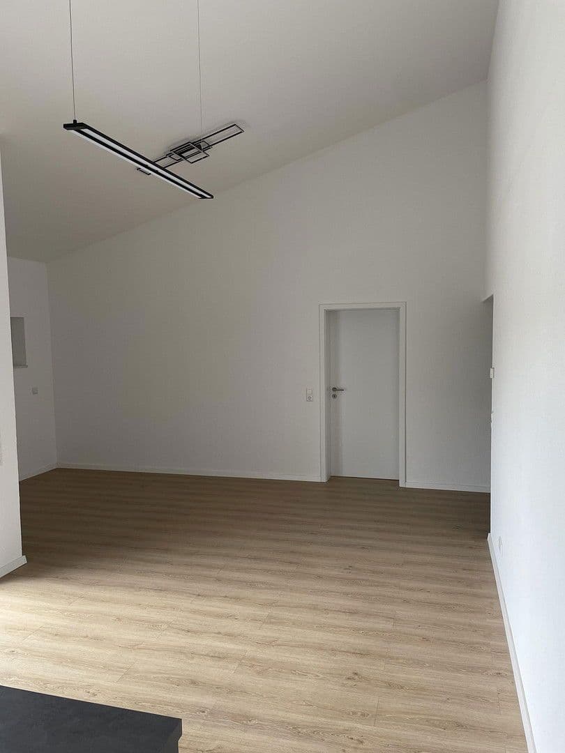 Prenájom bytu 4-izbový 103 m², Friedrich-Hecker Str 23, Buchen (Odenwald), Bádensko-Wurttembersko Prenájom bytu 4-izbový 103 m², Friedrich-Hecker Str 23, Buchen (Odenwald), Bádensko-Wurttembersko