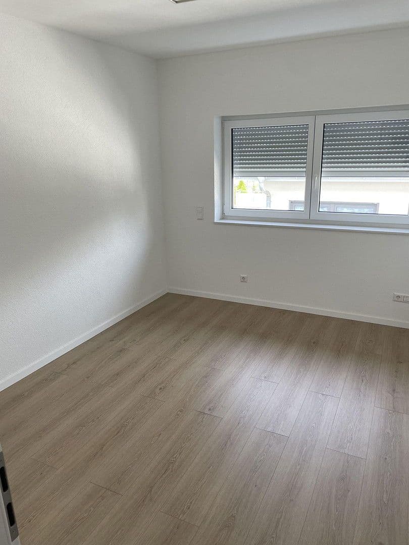 Prenájom bytu 4-izbový 103 m², Friedrich-Hecker Str 23, Buchen (Odenwald), Bádensko-Wurttembersko Prenájom bytu 4-izbový 103 m², Friedrich-Hecker Str 23, Buchen (Odenwald), Bádensko-Wurttembersko