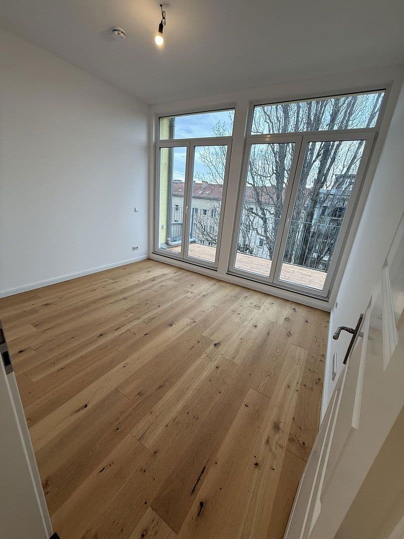 Prenájom bytu 2-izbový 68 m², Binger Straße, Berlin, Berlín Prenájom bytu 2-izbový 68 m², Binger Straße, Berlin, Berlín