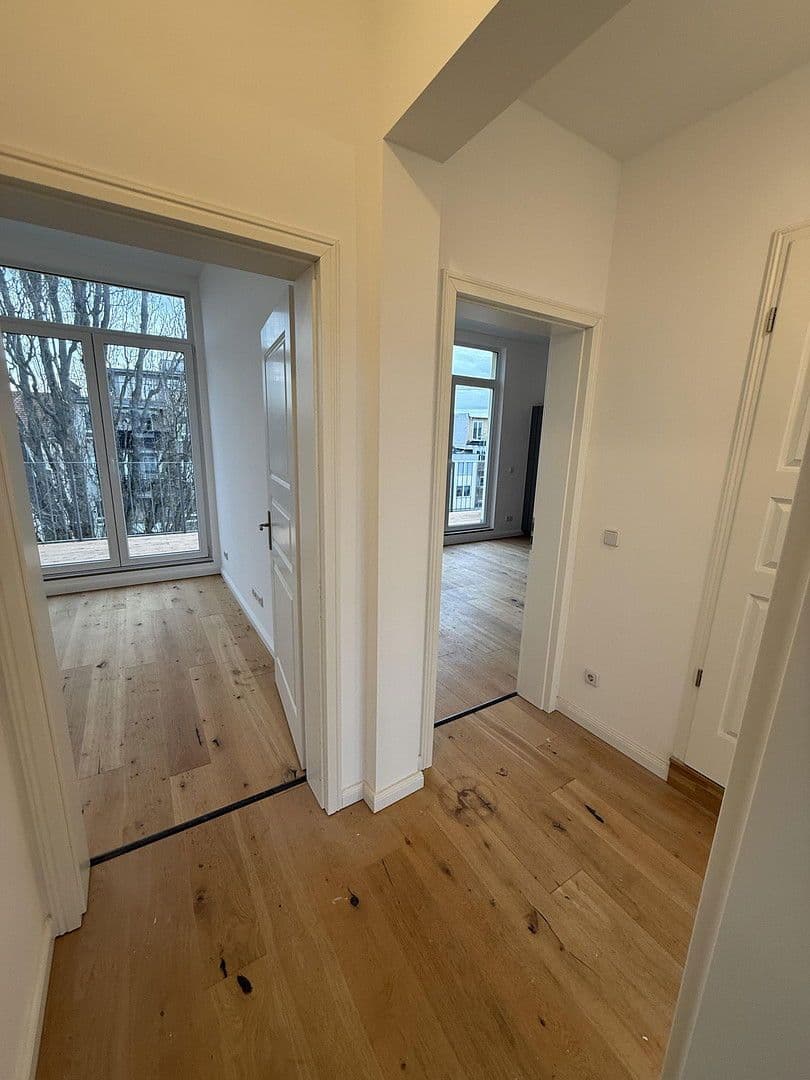 Prenájom bytu 2-izbový 68 m², Binger Straße, Berlin, Berlín Prenájom bytu 2-izbový 68 m², Binger Straße, Berlin, Berlín