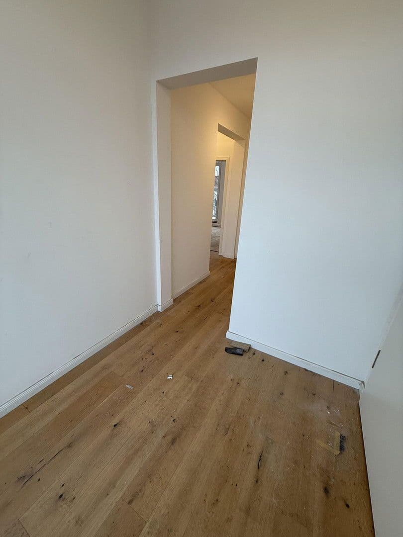 Prenájom bytu 2-izbový 68 m², Binger Straße, Berlin, Berlín Prenájom bytu 2-izbový 68 m², Binger Straße, Berlin, Berlín