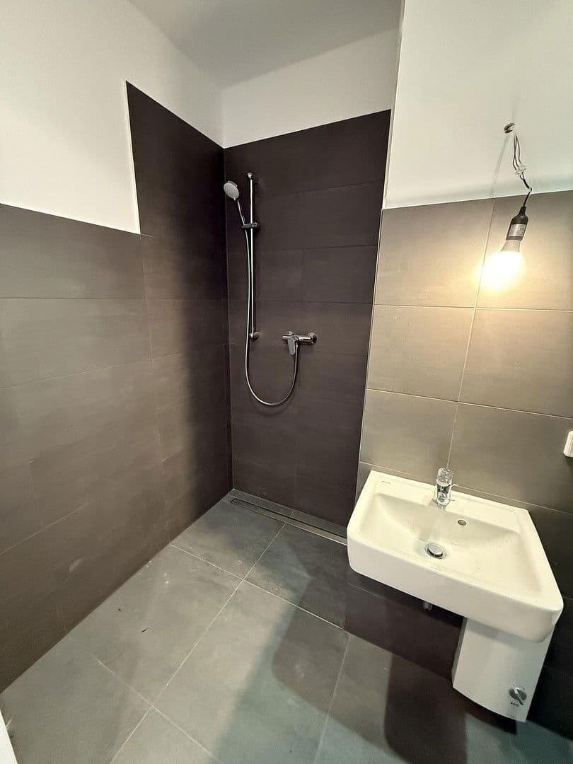 Prenájom bytu 2-izbový 68 m², Binger Straße, Berlin, Berlín Prenájom bytu 2-izbový 68 m², Binger Straße, Berlin, Berlín