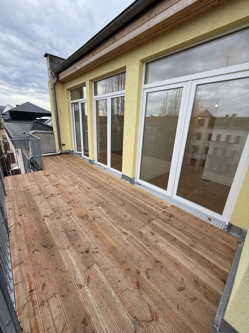 Prenájom bytu 2-izbový 68 m², Binger Straße, Berlin, Berlín Prenájom bytu 2-izbový 68 m², Binger Straße, Berlin, Berlín