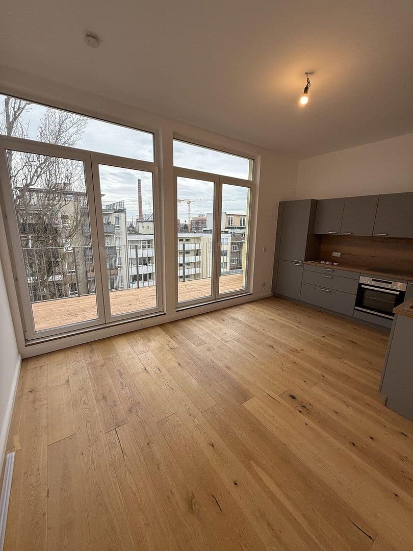 Prenájom bytu 2-izbový 68 m², Binger Straße, Berlin, Berlín Prenájom bytu 2-izbový 68 m², Binger Straße, Berlin, Berlín