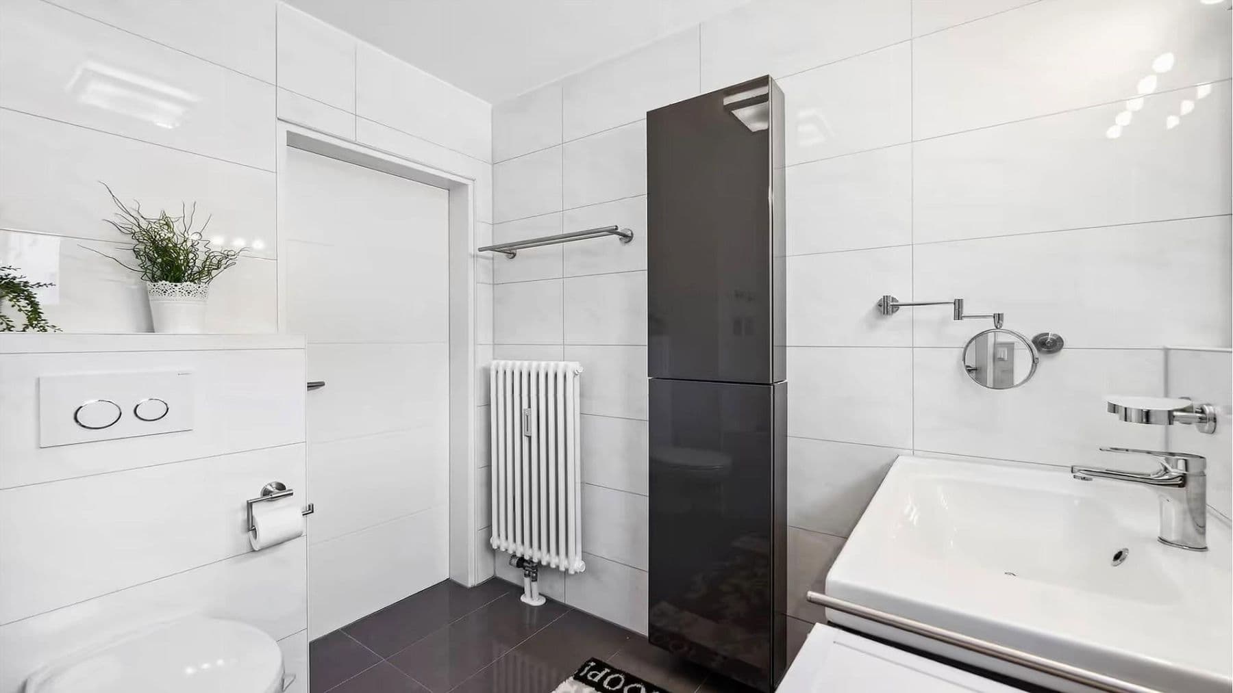 Prenájom bytu 2-izbový 60 m², Ulm, Bádensko-Wurttembersko Prenájom bytu 2-izbový 60 m², Ulm, Bádensko-Wurttembersko