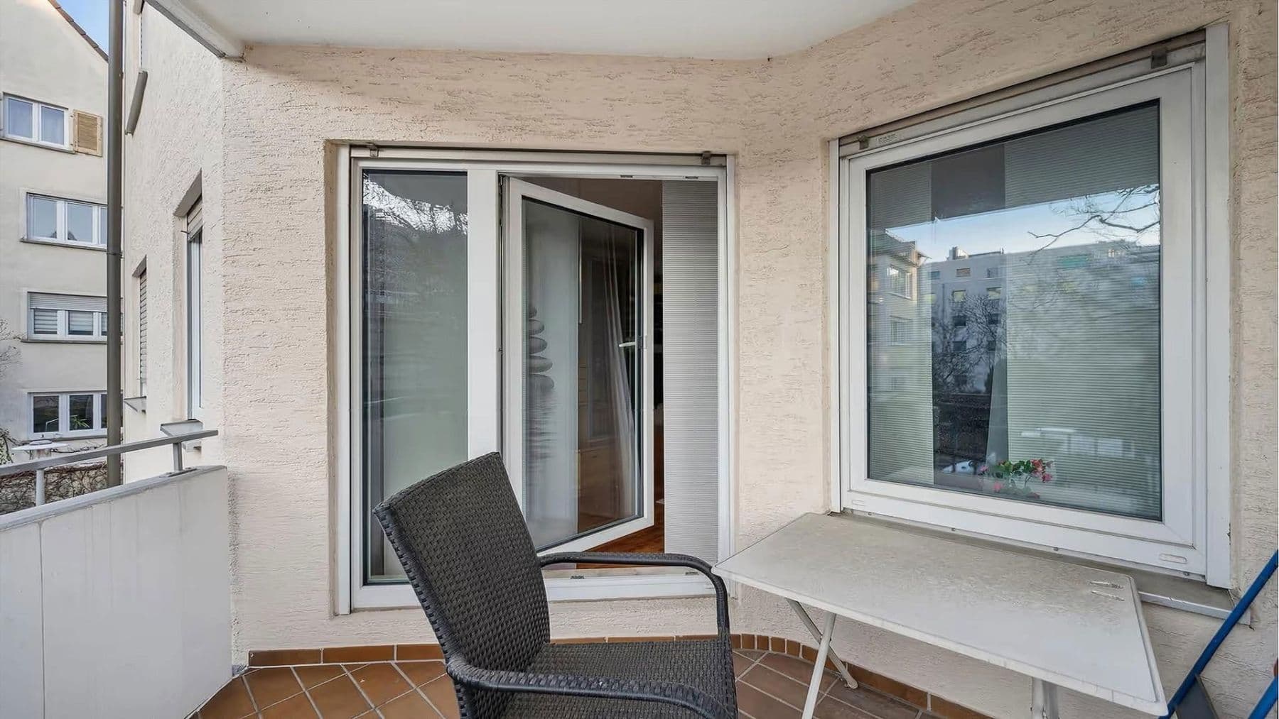 Prenájom bytu 2-izbový 60 m², Ulm, Bádensko-Wurttembersko Prenájom bytu 2-izbový 60 m², Ulm, Bádensko-Wurttembersko