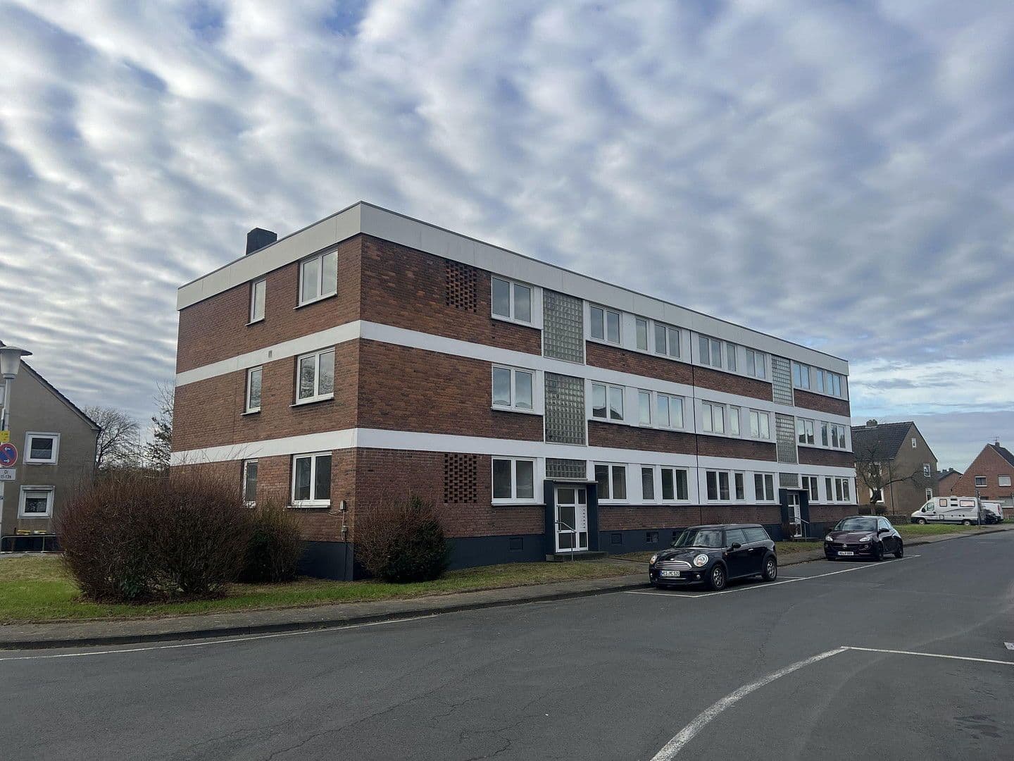 Predaj domu 840 m², pozemek 1.200 m², Schulstraße 72, Kamp-Lintfort, Severné Porýnie - Westfálsko Predaj domu 840 m², pozemek 1.200 m², Schulstraße 72, Kamp-Lintfort, Severné Porýnie - Westfálsko