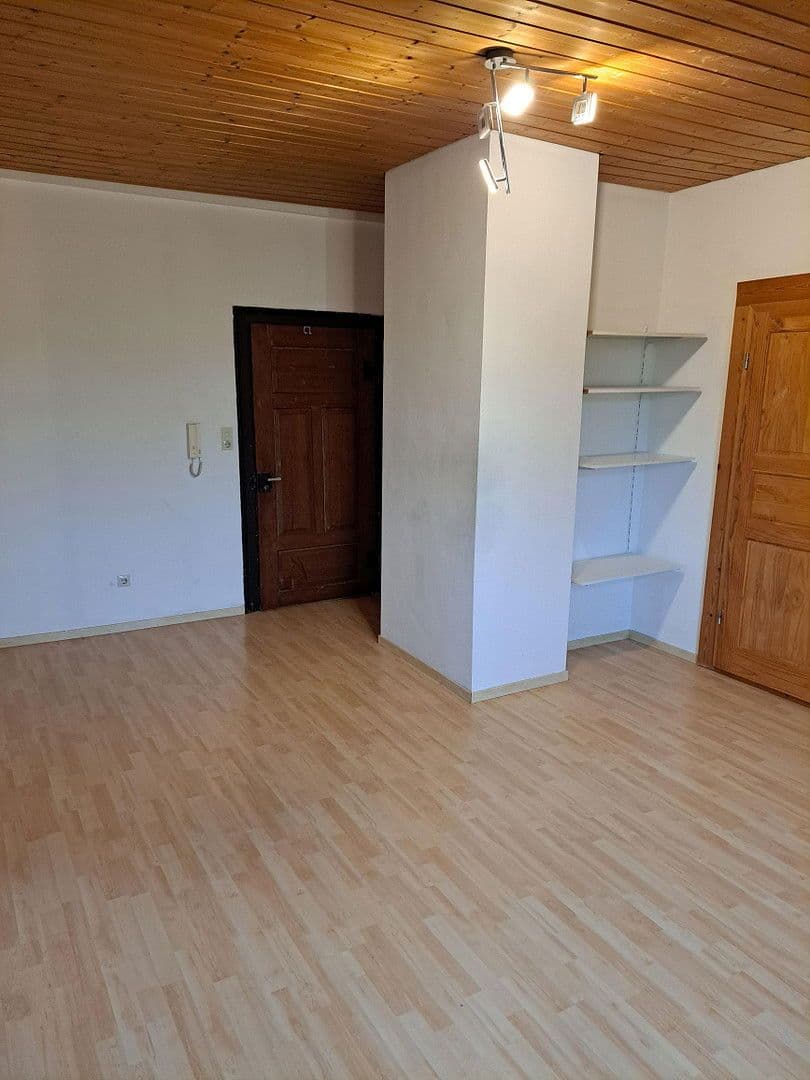 Prenájom bytu 1-izbový 45 m², Inntobel 8, Berg, Bádensko-Wurttembersko Prenájom bytu 1-izbový 45 m², Inntobel 8, Berg, Bádensko-Wurttembersko