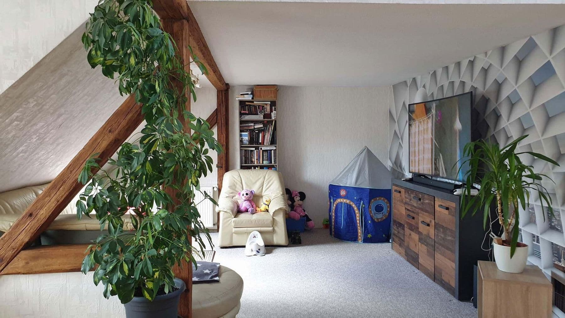 Predaj domu 672 m², pozemek 502 m², Triftstr. 22, Leinefelde-Worbis, Durínsko Predaj domu 672 m², pozemek 502 m², Triftstr. 22, Leinefelde-Worbis, Durínsko