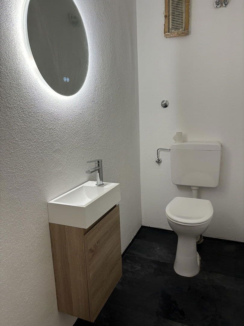 Prenájom bytu 3-izbový 87 m², Bergstraße 59, Würzburg, Bavorsko Prenájom bytu 3-izbový 87 m², Bergstraße 59, Würzburg, Bavorsko