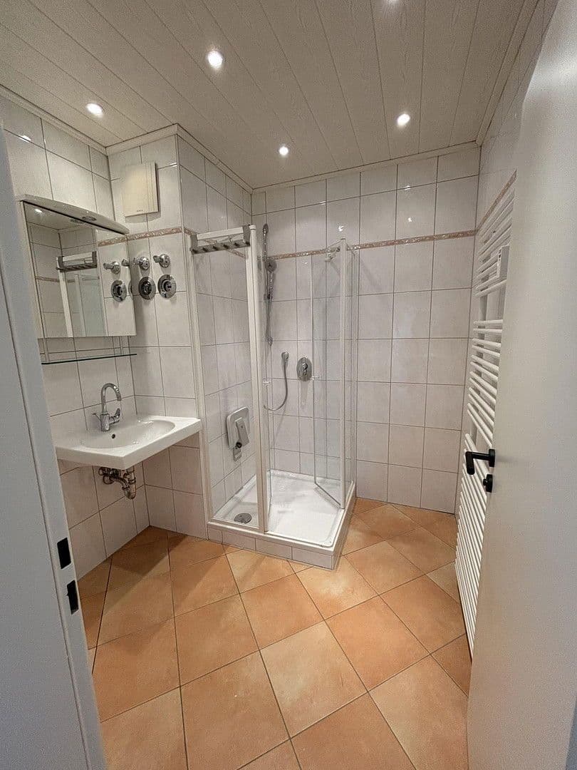 Prenájom bytu 3-izbový 87 m², Bergstraße 59, Würzburg, Bavorsko Prenájom bytu 3-izbový 87 m², Bergstraße 59, Würzburg, Bavorsko